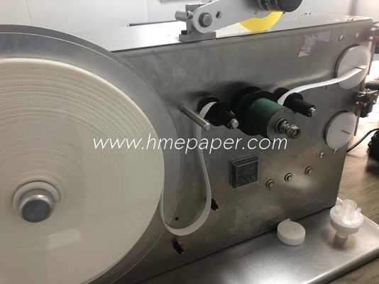 comprare Macchina di avvolgimento di rotoli di carta HME personalizzabile e semiautomatica per spessore del nastro 10-25 mm online manufacture